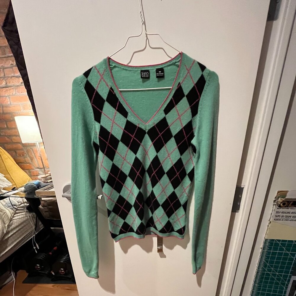Saks Fifth Avenue 100% Cashmere V-neck Argyle Sweater Mint Green, XS